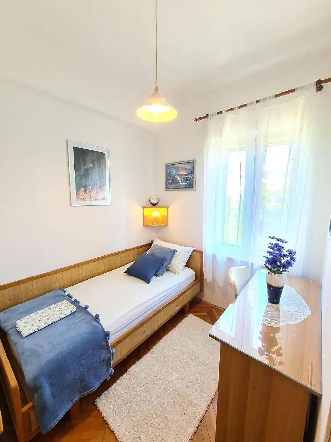 Mentha Apartment Kastela